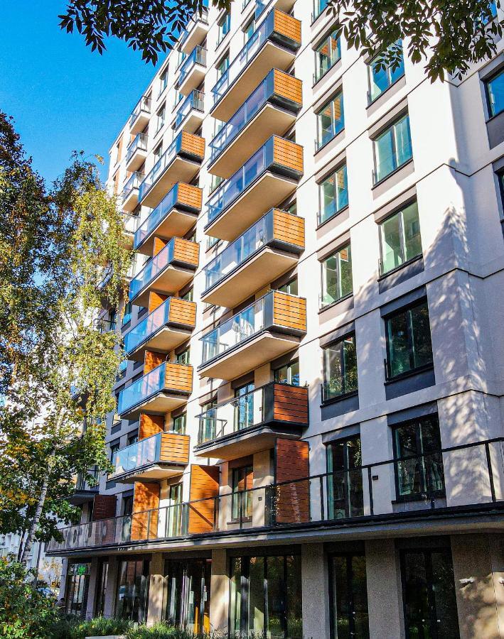 Warsaw Seasons By Alluxe Boutique Apartments Bagian luar foto