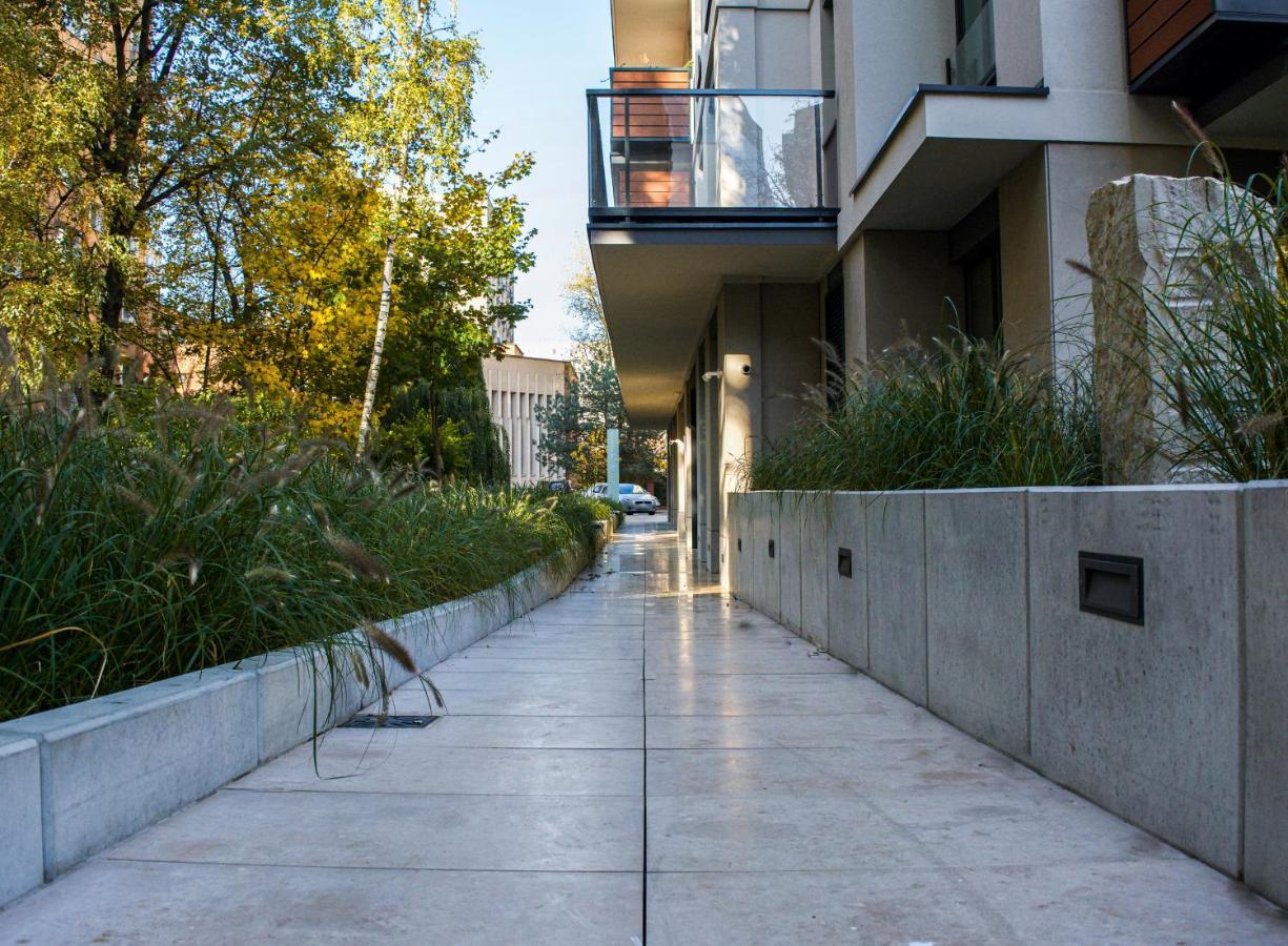Warsaw Seasons By Alluxe Boutique Apartments Bagian luar foto