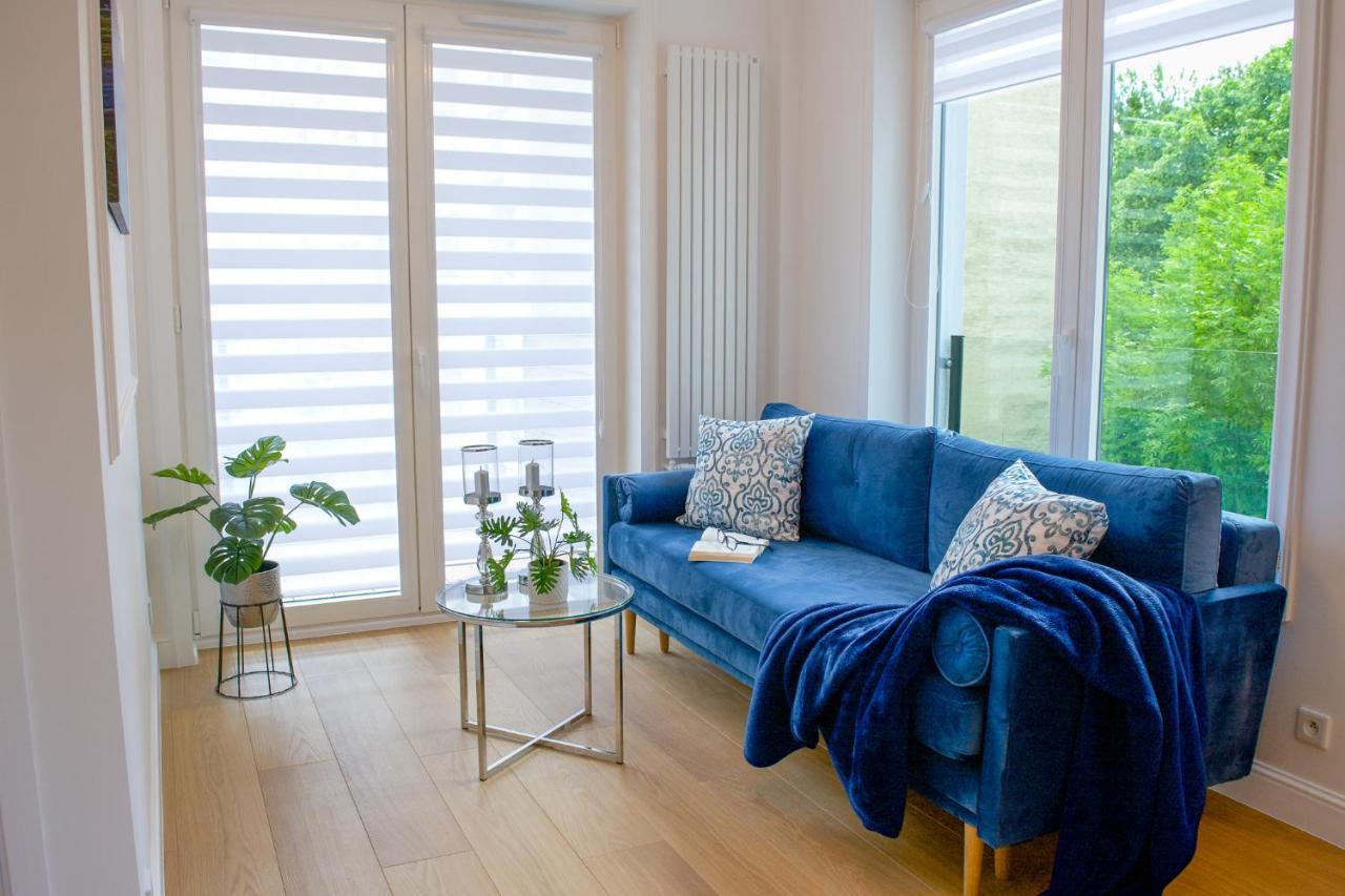 Warsaw Seasons By Alluxe Boutique Apartments Bagian luar foto
