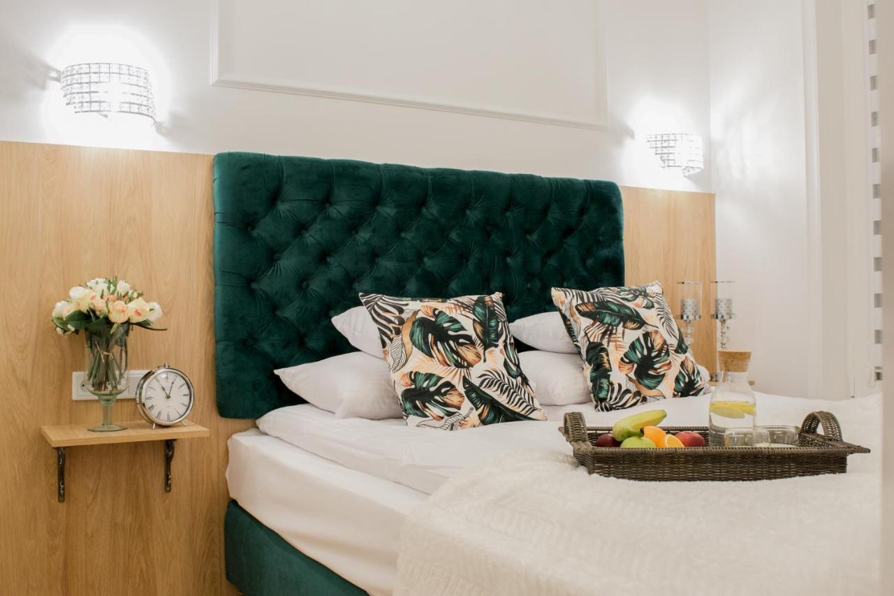 Warsaw Seasons By Alluxe Boutique Apartments Ruang foto