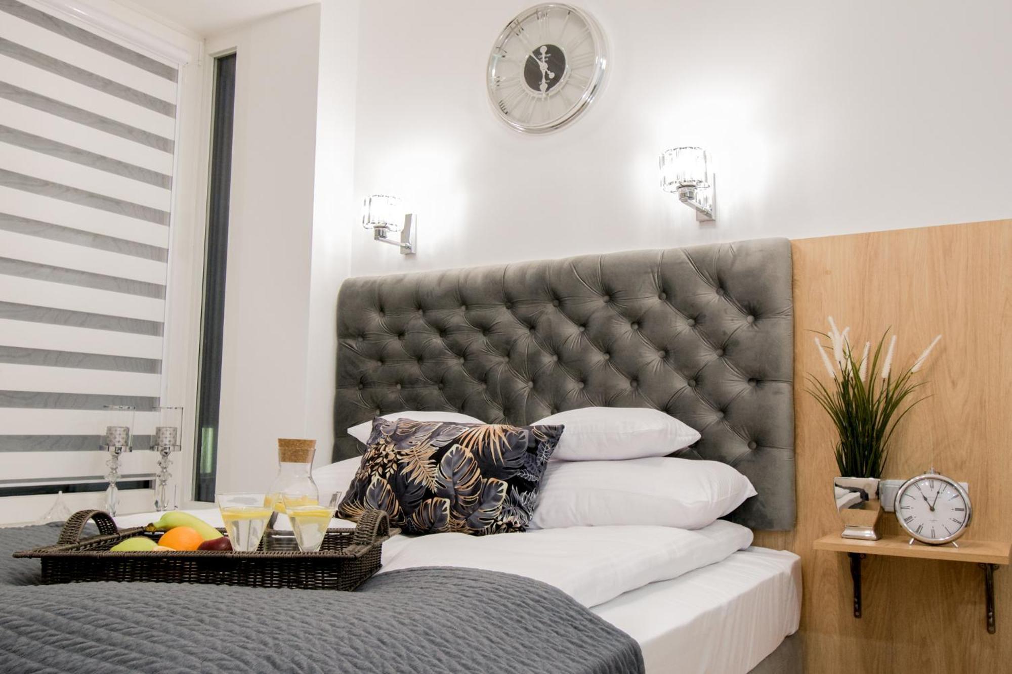 Warsaw Seasons By Alluxe Boutique Apartments Ruang foto